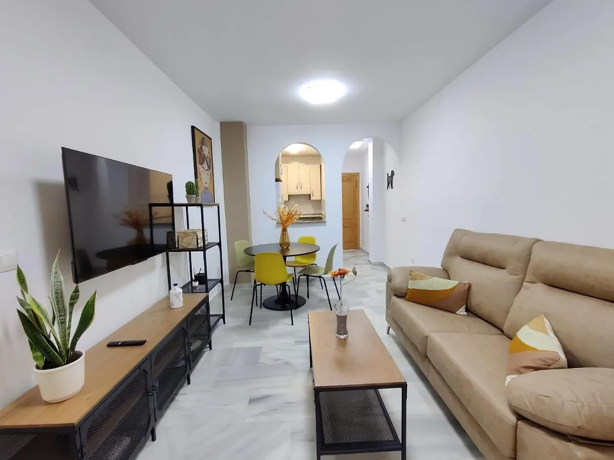 Precioso apartamento con piscina cerca de la playa TORROX COSTA Málaga